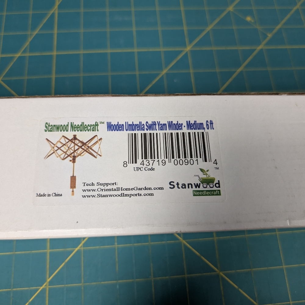 Stanwood Wooden Yarn Swift with Original Box, Made In China - Picture 7 of 8